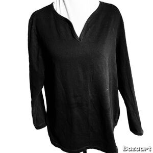 SZ M black V-Neck Blouse Long Sleeve Loose Fit by Fashion Formulas